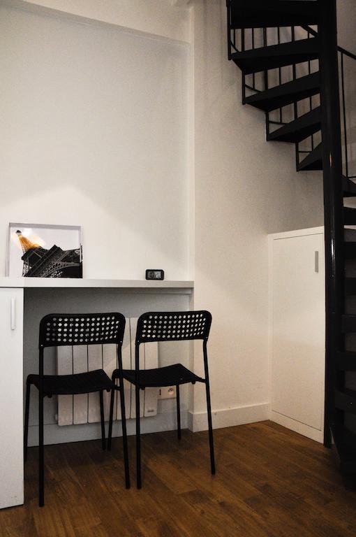 파리 Duplex De Charme Au Coeur De Montmartre 아파트 객실 사진