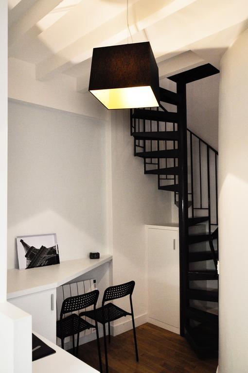 파리 Duplex De Charme Au Coeur De Montmartre 아파트 객실 사진