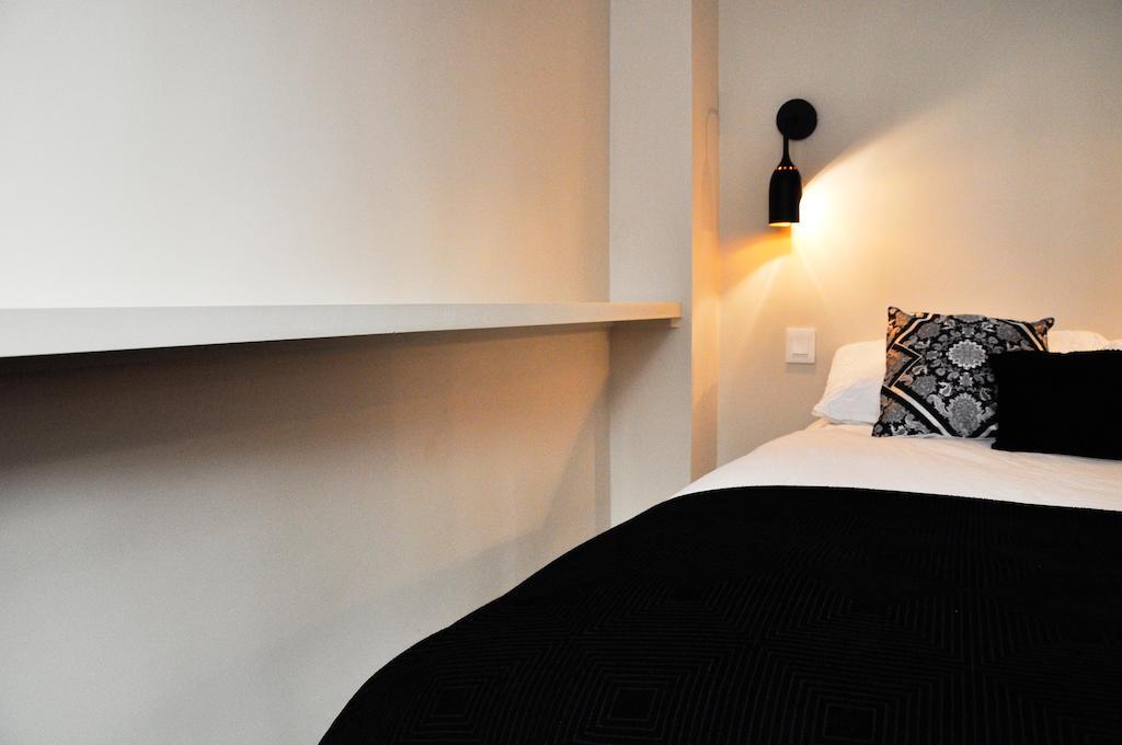 파리 Duplex De Charme Au Coeur De Montmartre 아파트 객실 사진
