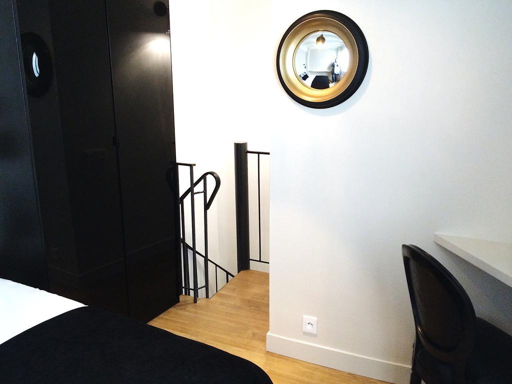 파리 Duplex De Charme Au Coeur De Montmartre 아파트 객실 사진