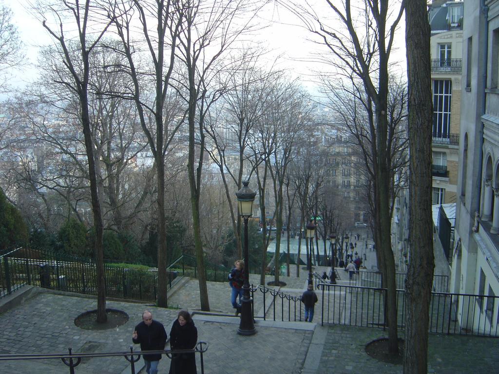 파리 Duplex De Charme Au Coeur De Montmartre 아파트 외부 사진